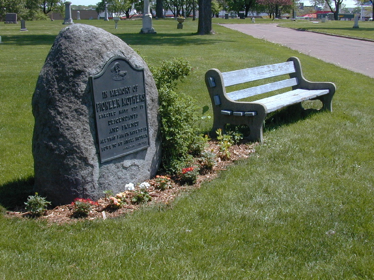 Pioneer Mother's Monument